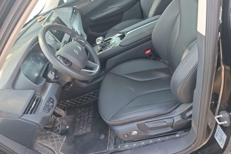 Used Hongqi E-QM5 2021 Charging Version Flagship Edition Left Front Seat