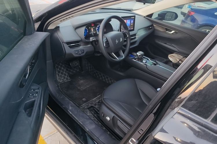Used Hongqi E-QM5 2021 Charging Version Flagship Edition Left Front Seat
