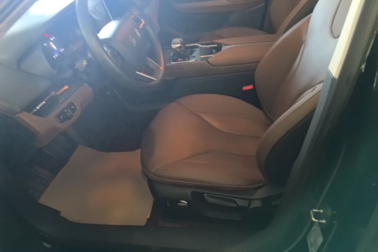 Used Hongqi E-QM5 2021 Online Booking Charging Basic Edition 4 Seats Left Front Seat