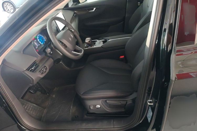 Used Hongqi E-QM5 2021 Charging T3 Version 5 Seats Left Front Seat