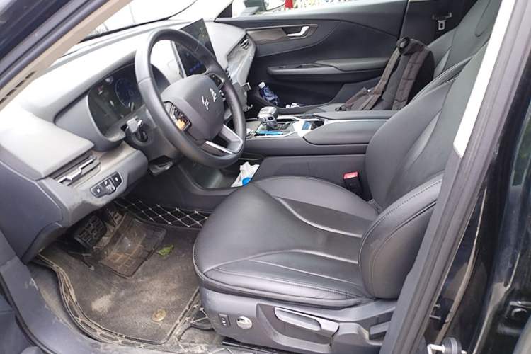 Used Hongqi E-QM5 2021 Charging Didi Edition Left Front Seat