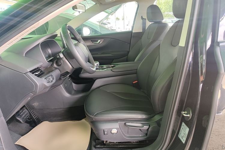 Used Hongqi E-QM5 2021 Charging Flagship Edition Left Front Seat