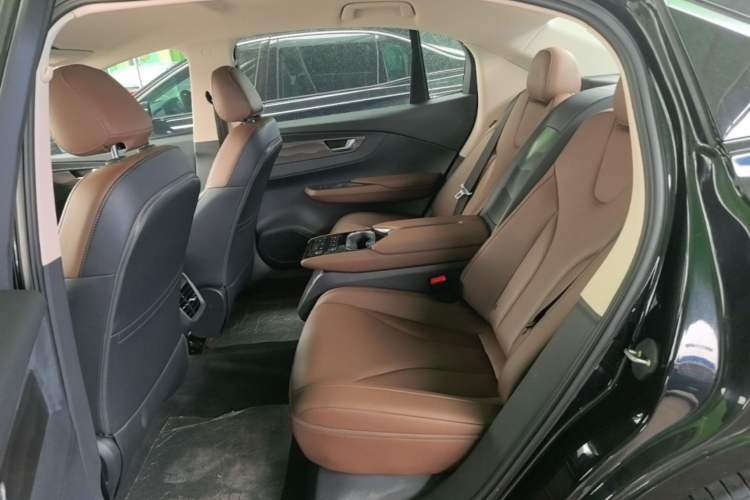 Used Hongqi E-QM5 2021 Ride-Hailing Charging—Didi Edition 4 Seats Left Rear Seat