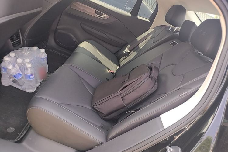 Used Hongqi E-QM5 2021 Charging T3 Version 5 Seats Left Rear Seat