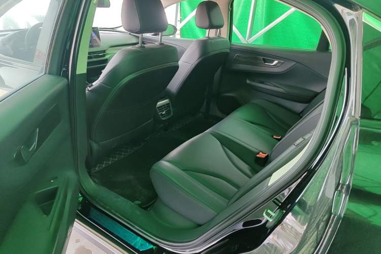 Used Hongqi E-QM5 2021 Charging Version Flagship Edition Left Rear Seat