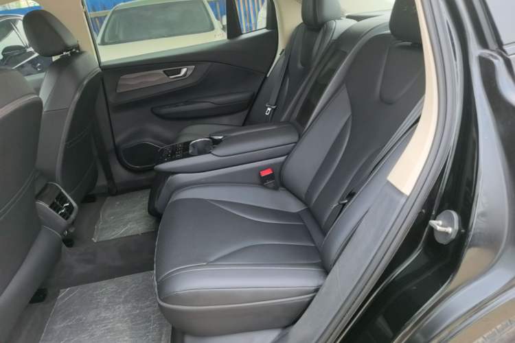 Used Hongqi E-QM5 2021 Charging T3 Version 4 Seats Left Rear Seat