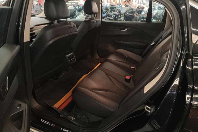 Used Hongqi E-QM5 2021 Online Booking Charging Basic Edition 5 Seats Left Rear Seat