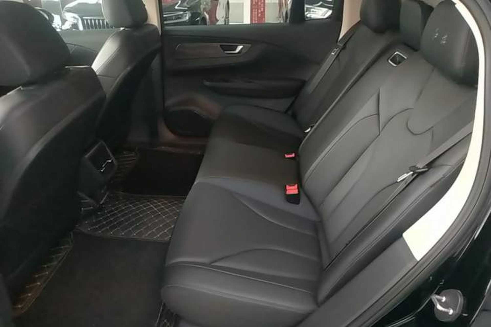 Used Hongqi E-QM5 2021 Online Booking Charging T3 Edition 5-Seater Left Rear Seat