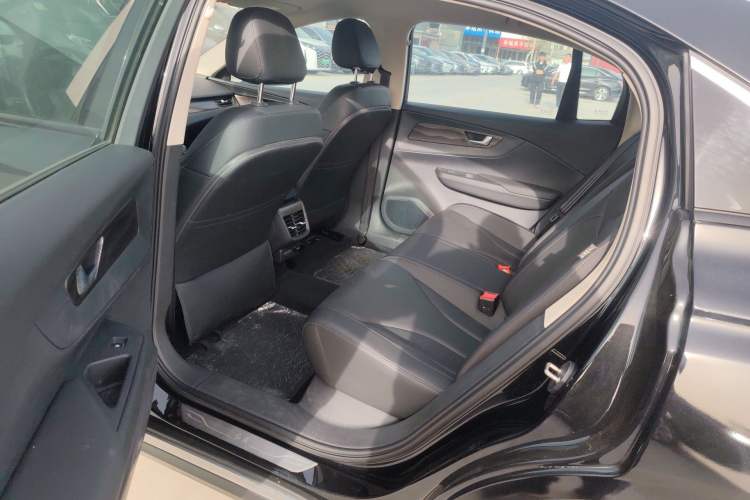 Used Hongqi E-QM5 2021 Charging Version Flagship Edition Left Rear Seat