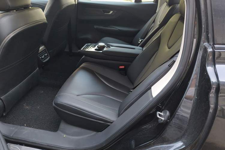Used Hongqi E-QM5 2021 Charging Flagship Edition Left Rear Seat