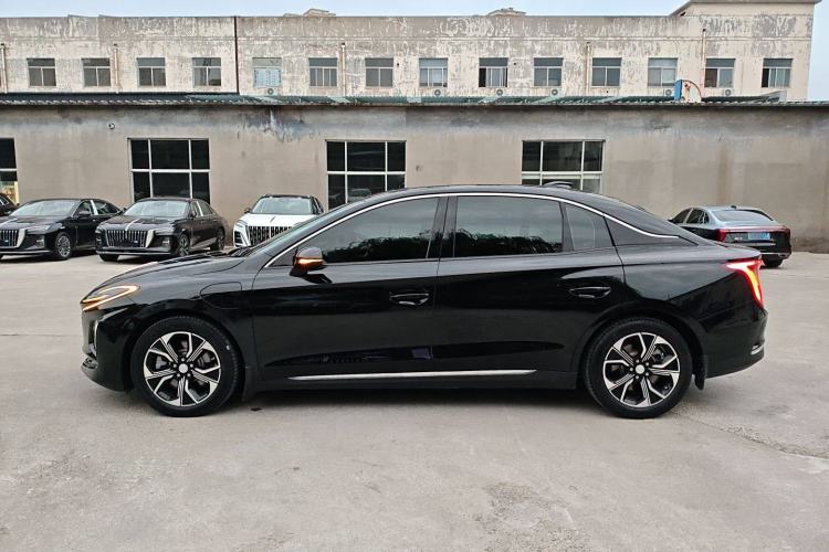 Used Hongqi E-QM5 2021 Charging Version Flagship Edition Left Side