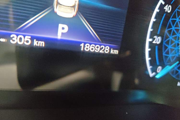 Used Hongqi E-QM5 2021 Charging Didi Edition Odometer Close Up
