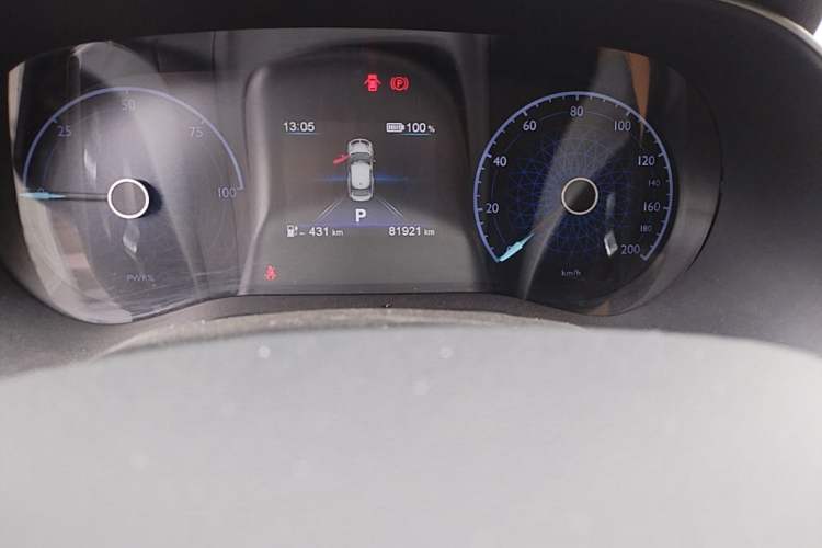 Used Hongqi E-QM5 2021 Charging Didi Edition Odometer Close Up