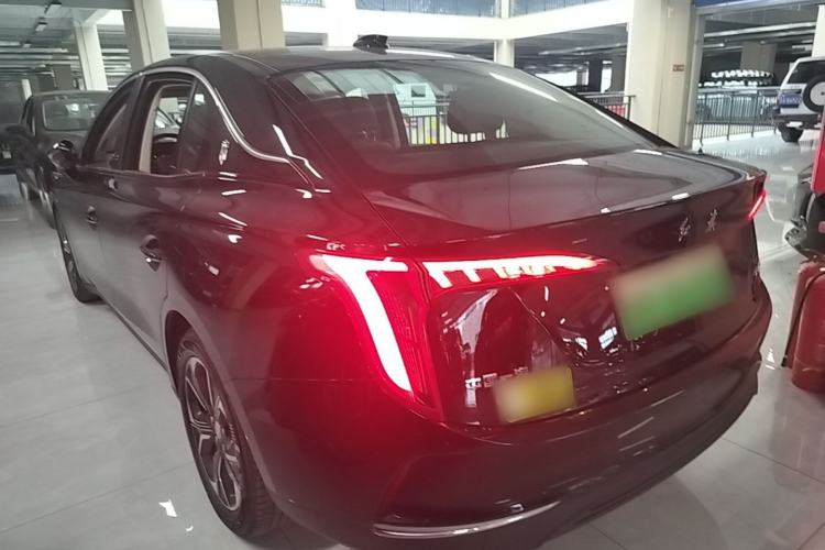 Used Hongqi E-QM5 2021 Charging Version Flagship Edition Rear Left 45 Deg