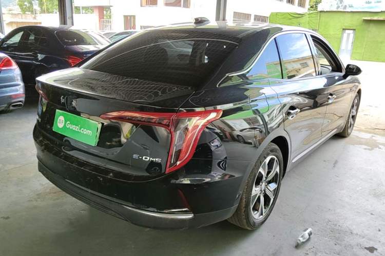 Used Hongqi E-QM5 2021 Online Booking Charging Basic Edition 5 Seats Rear Right 45 Deg