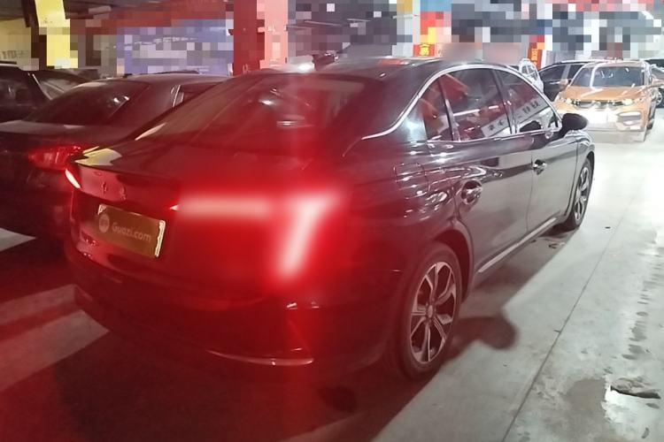 Used Hongqi E-QM5 2021 Online Booking Charging T3 Edition 4 Seats Rear Right 45 Deg