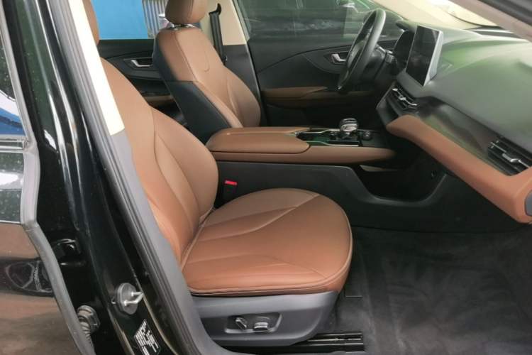 Used Hongqi E-QM5 2021 Ride-Hailing Charging—Didi Edition 4 Seats Right Front Seat