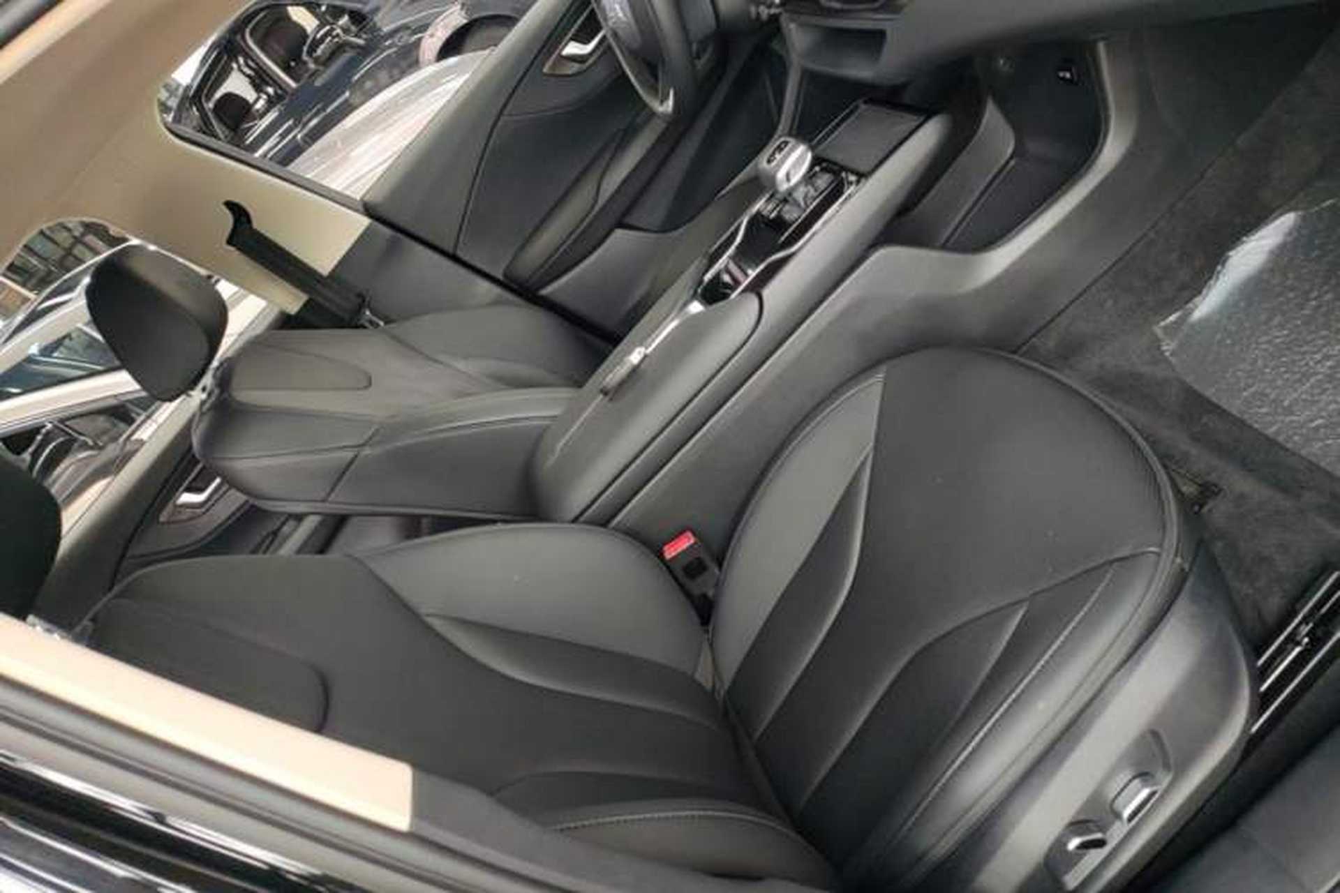 Used Hongqi E-QM5 2021 Online Booking Charging T3 Edition 5-Seater Right Front Seat