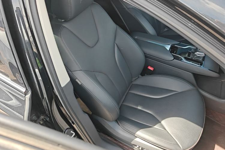 Used Hongqi E-QM5 2021 Charging Didi Edition Right Front Seat