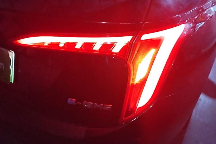 Used Hongqi E-QM5 2021 Online Booking Charging T3 Edition 4 Seats Right Rear Taillight