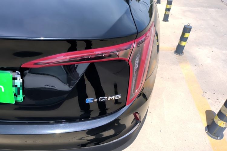 Used Hongqi E-QM5 2021 Online Booking Charging Basic Edition 5 Seats Right Rear Taillight