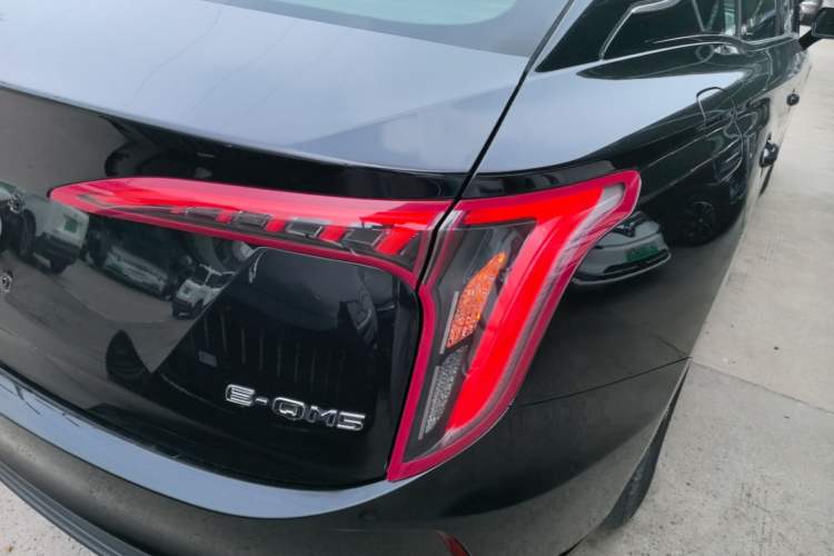 Used Hongqi E-QM5 2021 Charging T3 Version 4 Seats Right Rear Taillight