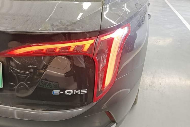 Used Hongqi E-QM5 2021 Charging Version Flagship Edition Right Rear Taillight