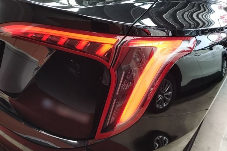 Used Hongqi E-QM5 2021 Charging Version Flagship Edition Right Rear Taillight