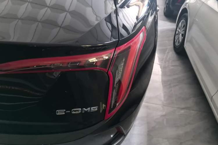 Used Hongqi E-QM5 2021 Online Booking Charging Basic Edition 4 Seats Right Rear Taillight