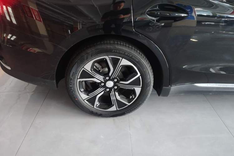 Used Hongqi E-QM5 2021 Ride-Hailing Charging—Didi Edition 5 Seats Right Rear Wheel Hub
