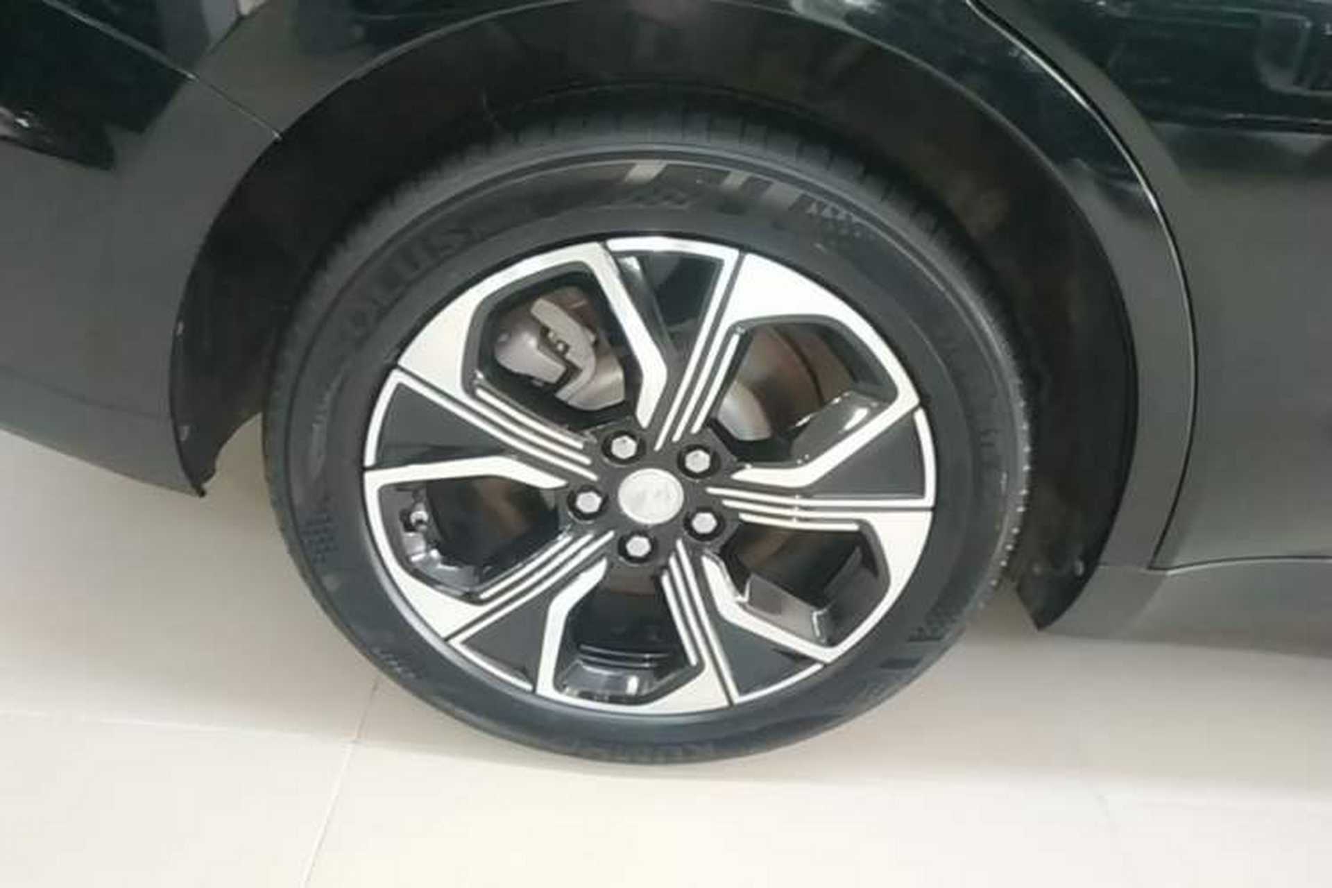 Used Hongqi E-QM5 2021 Online Booking Charging T3 Edition 5-Seater Right Rear Wheel Hub