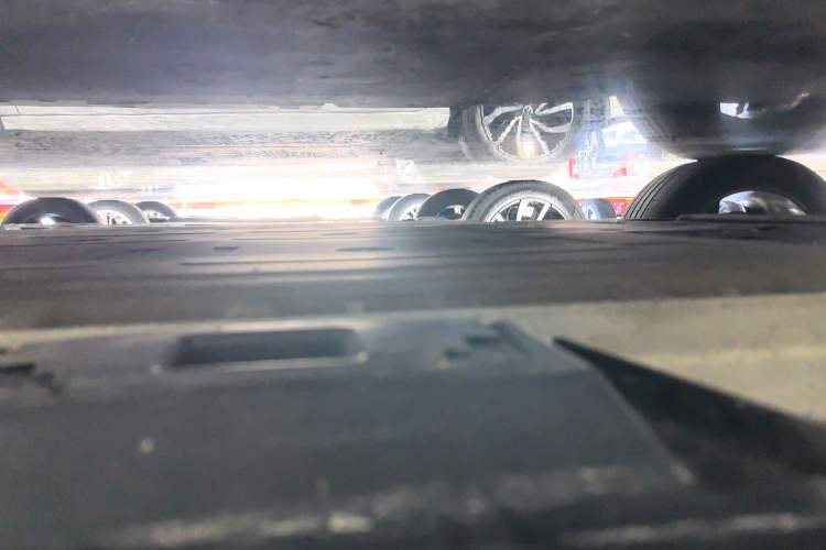 Used Hongqi E-QM5 2021 Charging Flagship Edition Right Side Sill