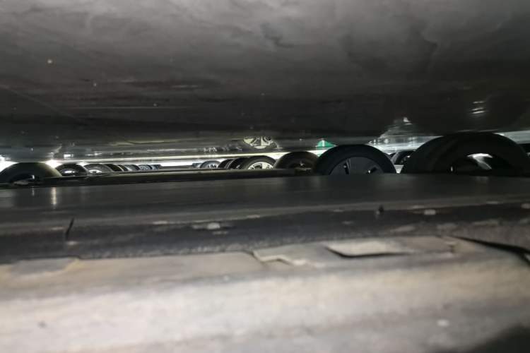 Used Hongqi E-QM5 2021 Online Booking Charging Basic Edition 4 Seats Right Side Sill