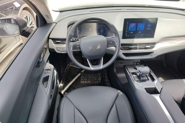 Used Hongqi E-QM5 2021 Charging Version Flagship Edition Steering Wheel
