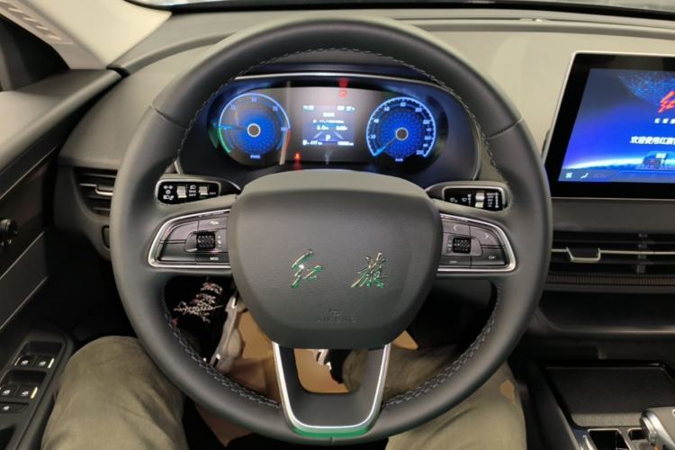 Used Hongqi E-QM5 2021 Online Booking Charging Basic Edition 5 Seats Steering Wheel