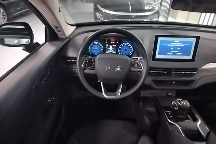 Used Hongqi E-QM5 2021 Charging Version Flagship Edition Steering Wheel