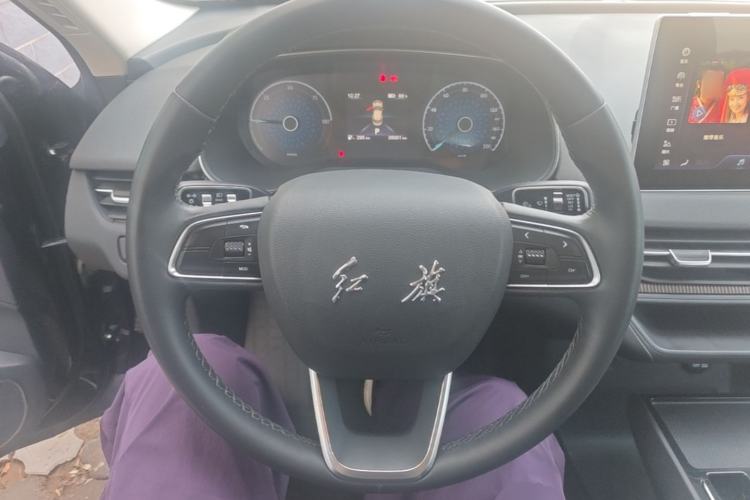 Used Hongqi E-QM5 2021 Online Booking Charging Basic Edition 5 Seats Steering Wheel