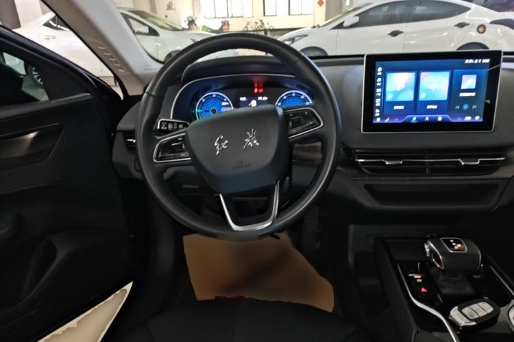 Used Hongqi E-QM5 2021 Charging Version Flagship Edition Steering Wheel
