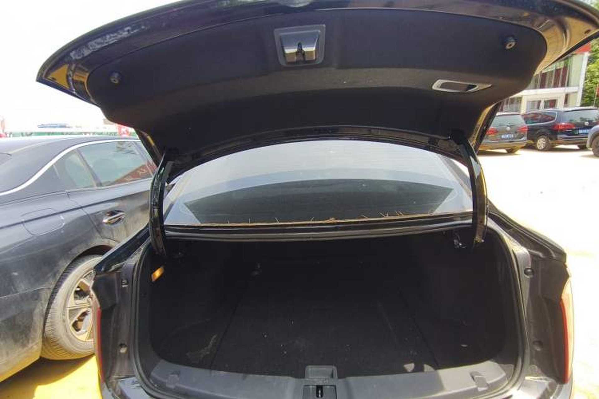 Used Hongqi E-QM5 2021 Charging Version Flagship Edition Trunk