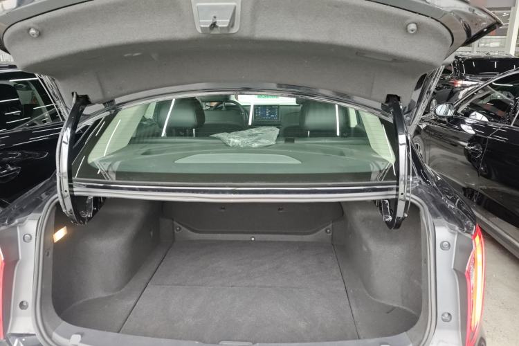 Used Hongqi E-QM5 2021 Charging Version Flagship Edition Trunk