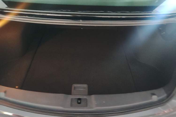 Used Hongqi E-QM5 2021 Ride-Hailing Charging—Didi Edition 5 Seats Trunk