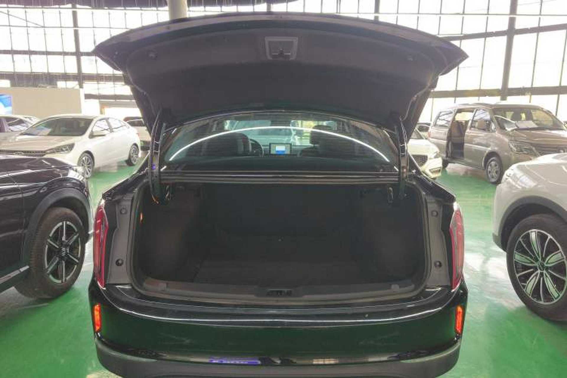 Used Hongqi E-QM5 2021 Online Booking Charging T3 Edition 5-Seater Trunk