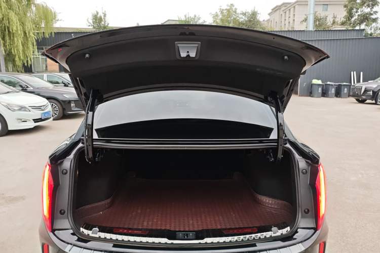 Used Hongqi E-QM5 2021 Charging Version Flagship Edition Trunk