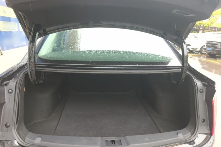 Used Hongqi E-QM5 2021 Charging T3 Version 5 Seats Trunk