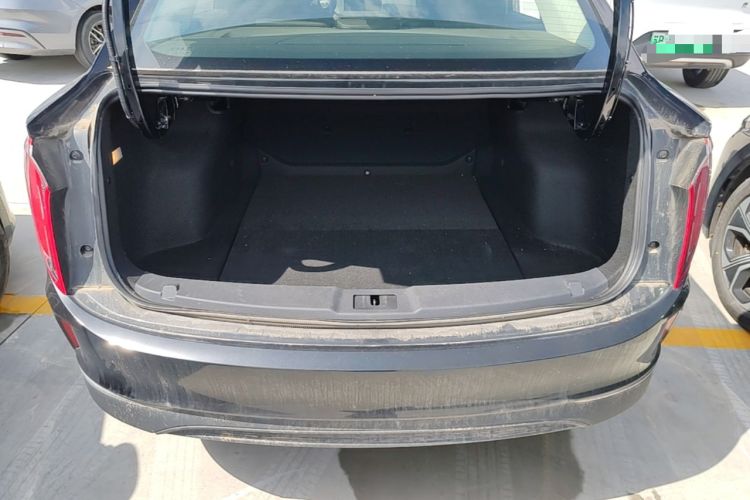 Used Hongqi E-QM5 2021 Charging Version Flagship Edition Trunk