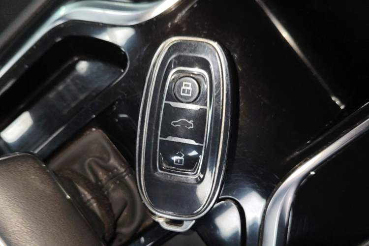 Used Hongqi E-QM5 2021 Charging Version Flagship Edition Vehicle Key