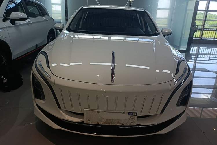Used Hongqi E-QM5 2021 Charging Version Flagship Edition Front