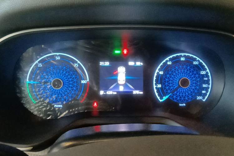 Used Hongqi E-QM5 2021 Online Booking Charging Basic Edition 4 Seats Instrument Cluster
