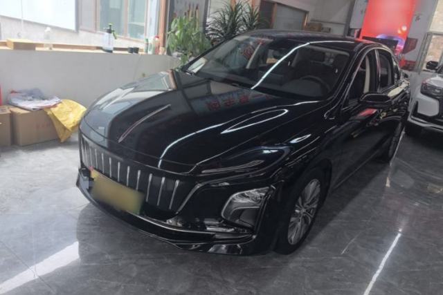 Used Hongqi E-QM5 2022 431 km Charge & Enjoy Edition