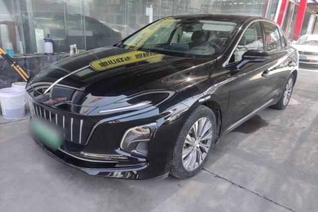 Used Hongqi E-QM5 2022 431 km Charge & Enjoy Edition